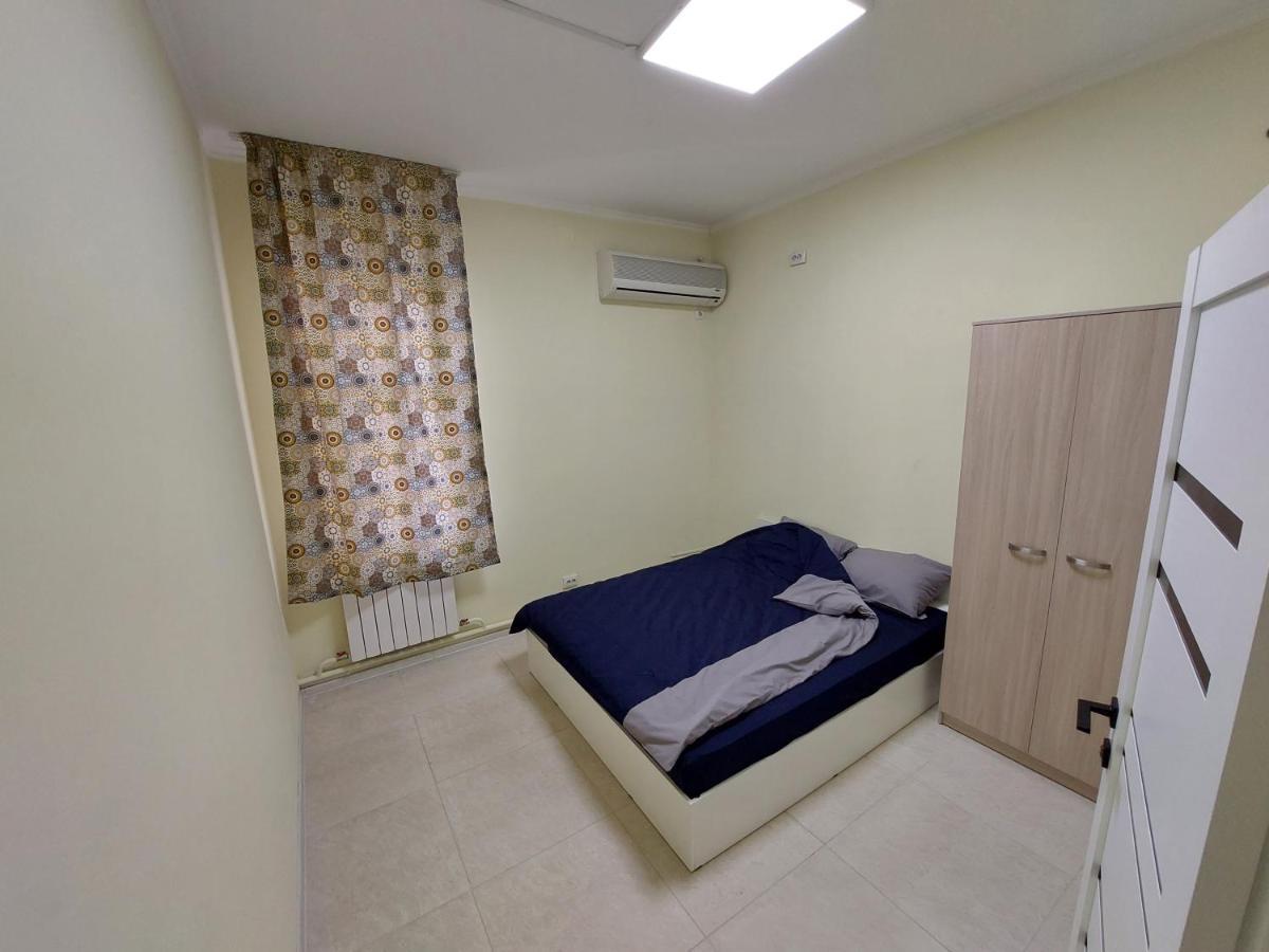 Check Inn Hostel Almaty Extérieur photo